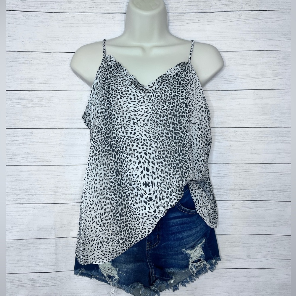 Boutique Brand Gray Cheetah Print Ruffle Trim Shift Tank Cami 💗